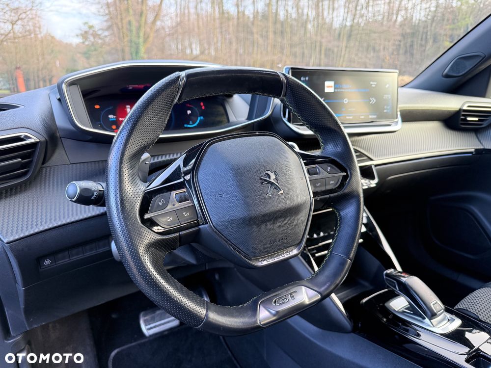 Peugeot 2008 1.2 PureTech GT S&S EAT8 - 10