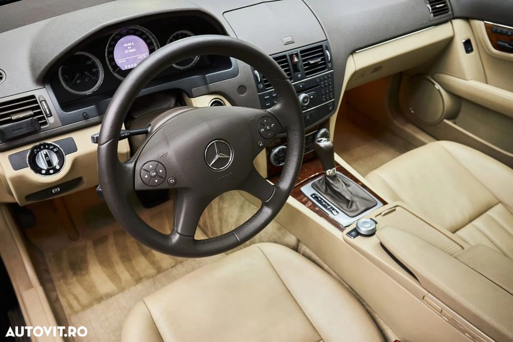 Mercedes-Benz C - 18
