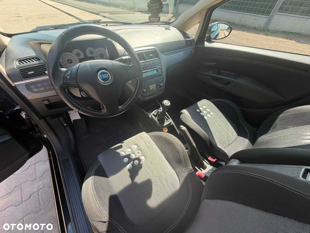 Fiat Grande Punto - 5