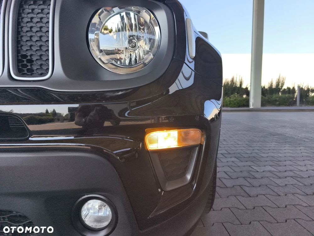 Jeep Renegade 1.5 T4 mHEV Limited FWD S&S DCT - 23