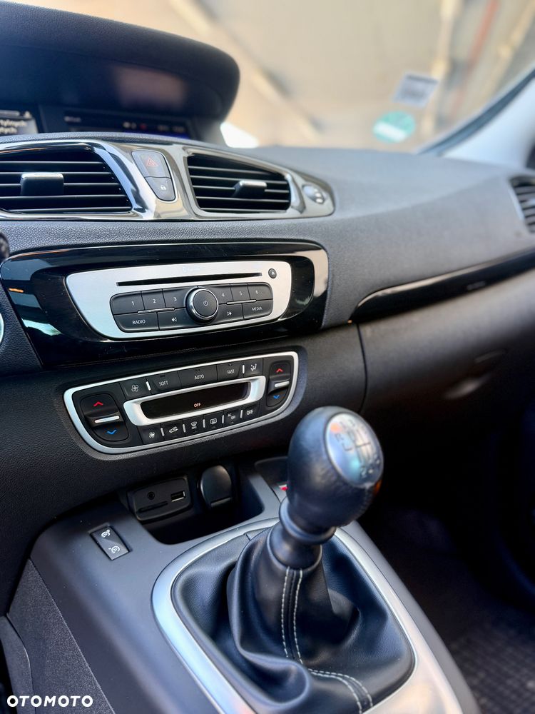 Renault Scenic ENERGY TCe 115 S&S Bose Edition - 16