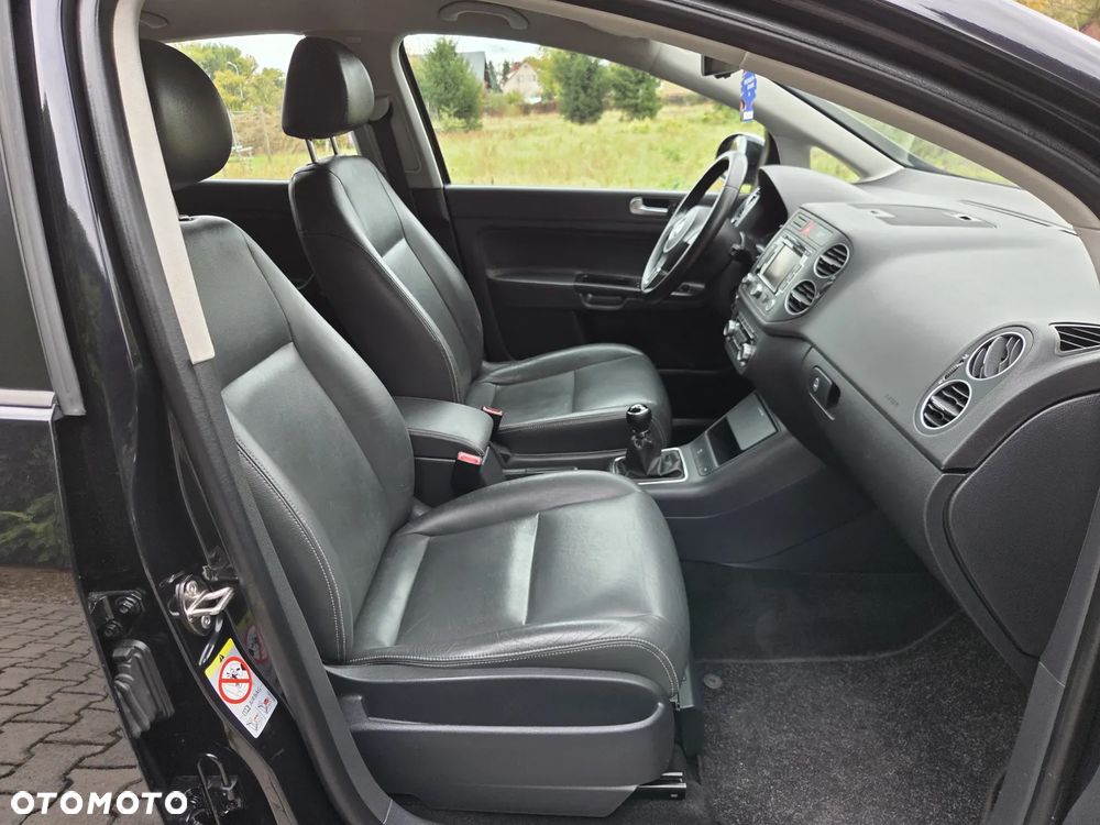 Volkswagen Golf Plus - 18