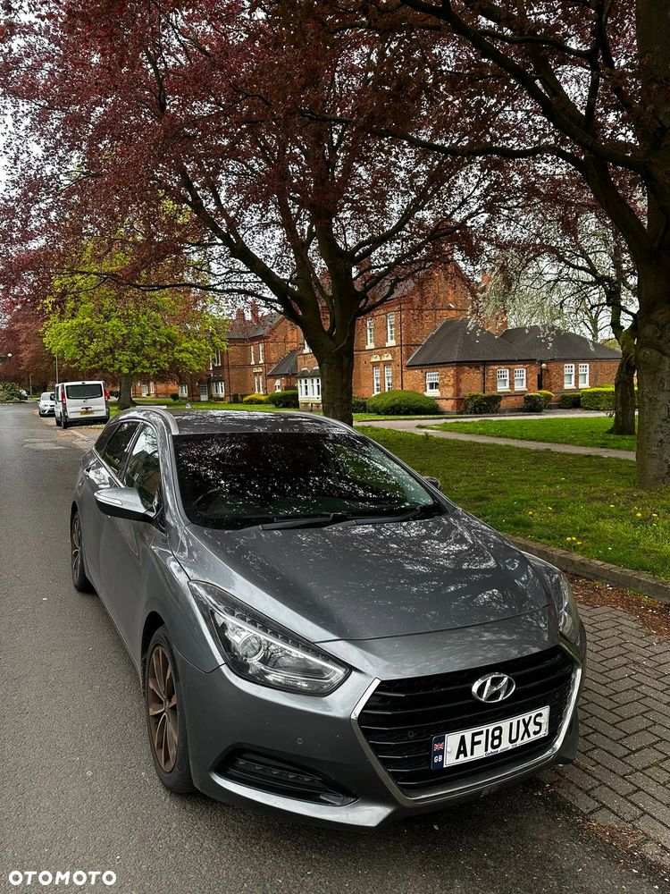 Hyundai i40 Kombi 1.7 CRDi Trend - 1