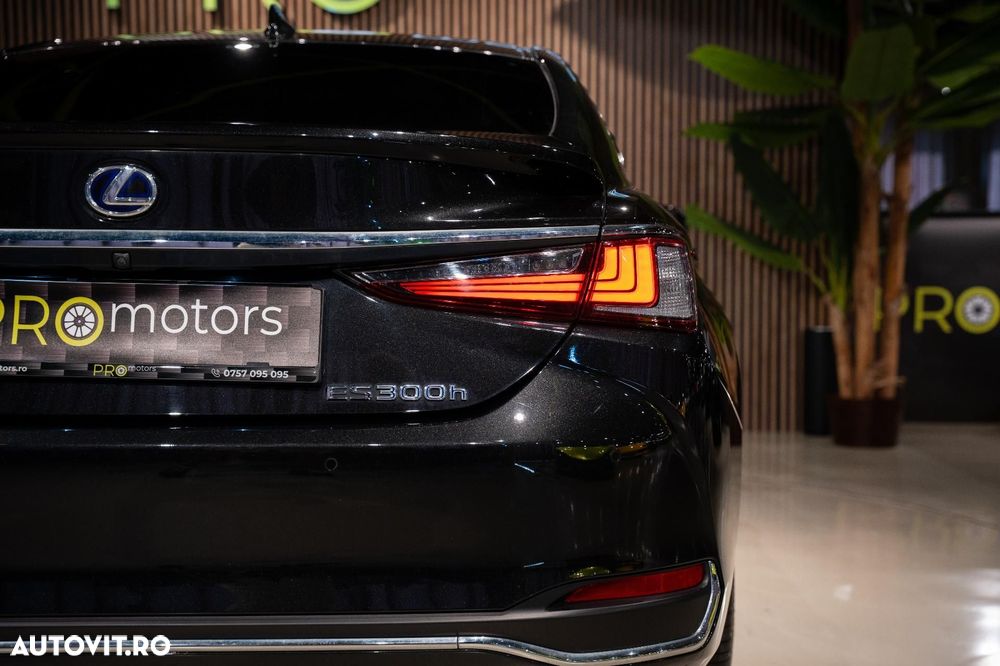Lexus Seria ES - 17