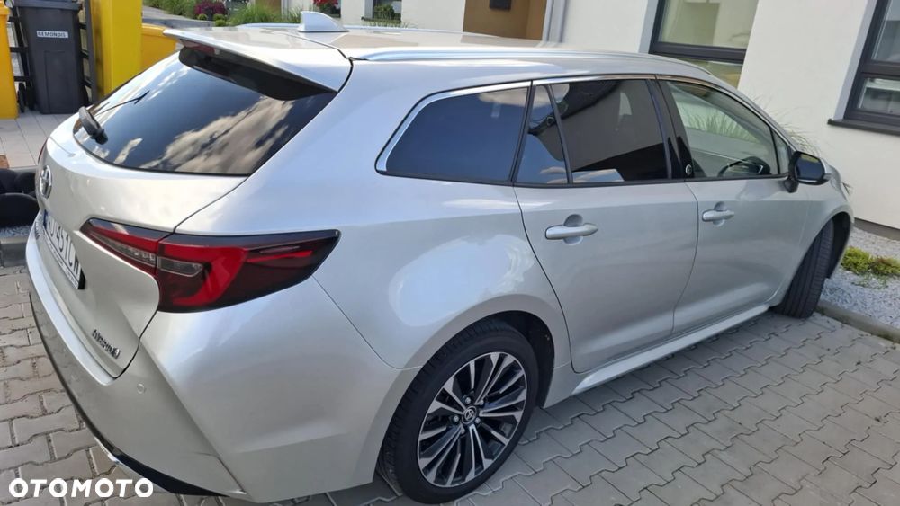 Toyota Corolla 1.8 Hybrid Style - 23