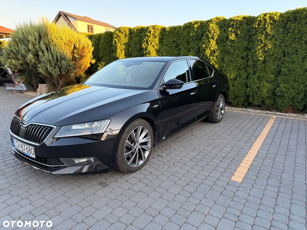 Skoda Superb 2.0 TDI L&K DSG - 2