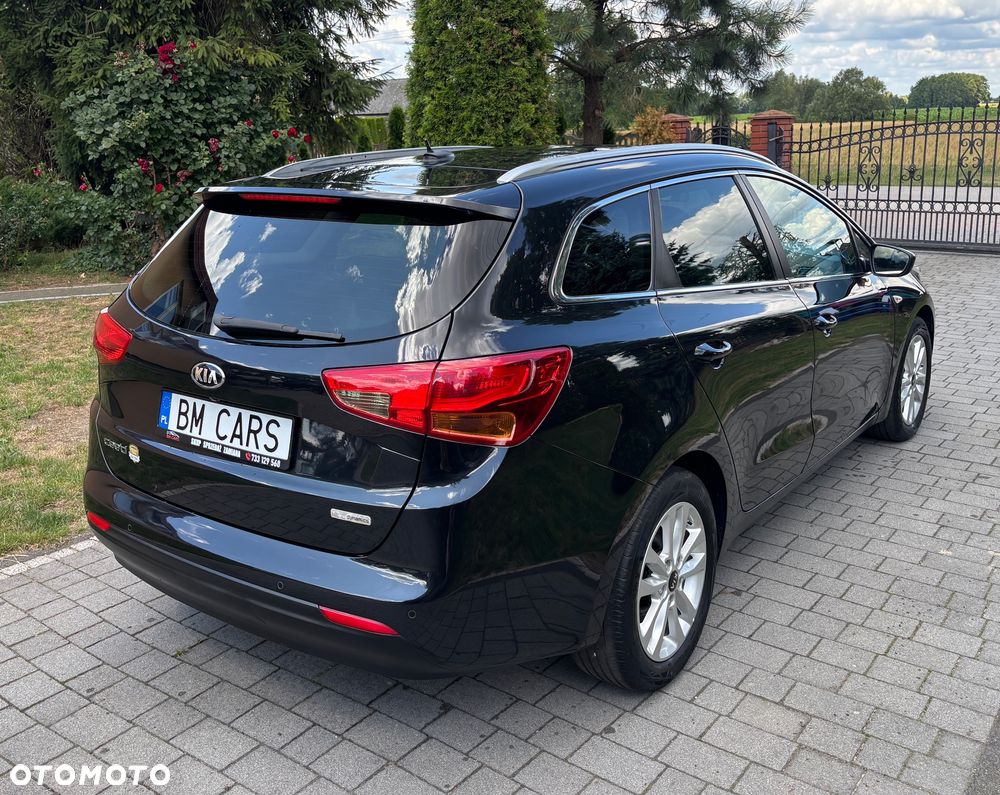 Kia Ceed 1.6 CRDi 136 ISG Dream-Team Edition - 5
