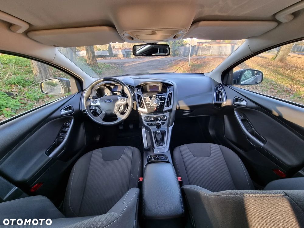 Ford Focus 1.6 EcoBoost Titanium - 8