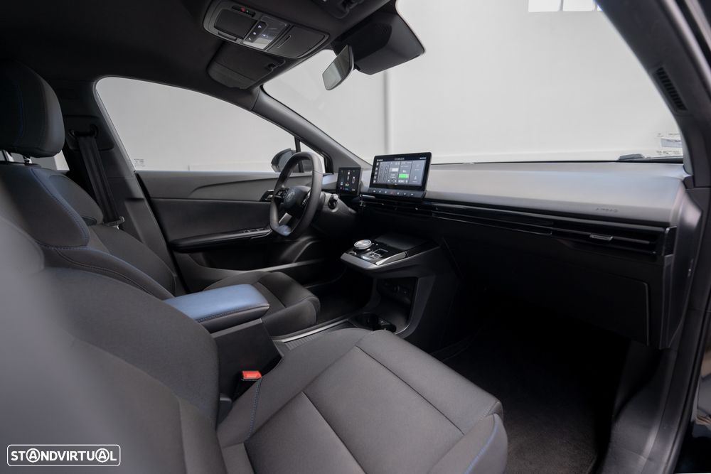 MG MG4 51 kWh Standard - 10