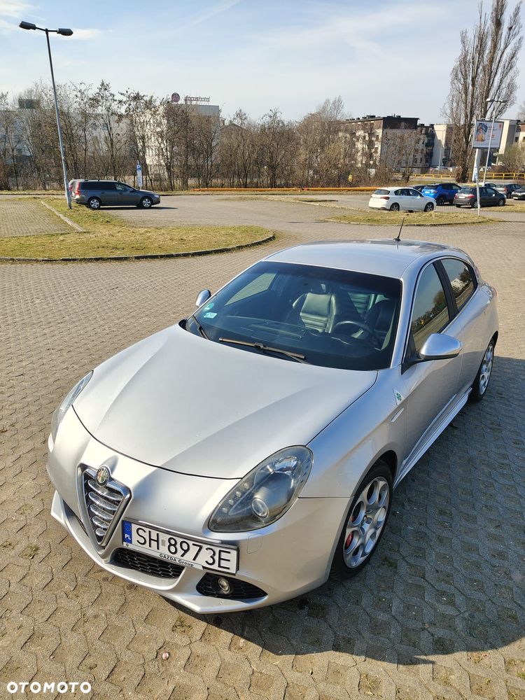 Alfa Romeo Giulietta 1.8 TBi 16V Quadrifoglio Verde - 3