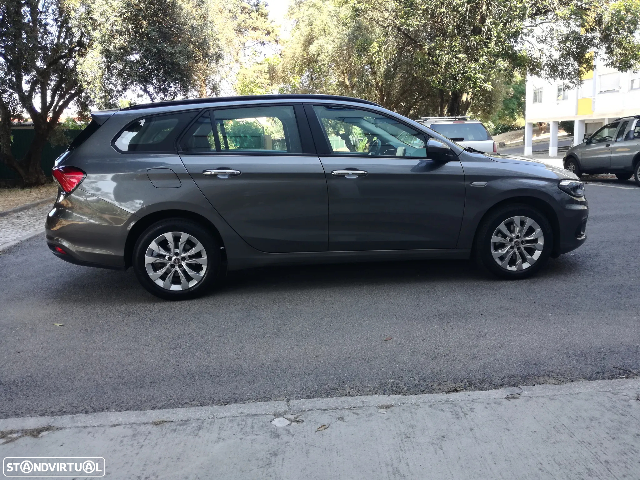 Fiat Tipo Station Wagon 1.3 M-Jet Lounge - 8