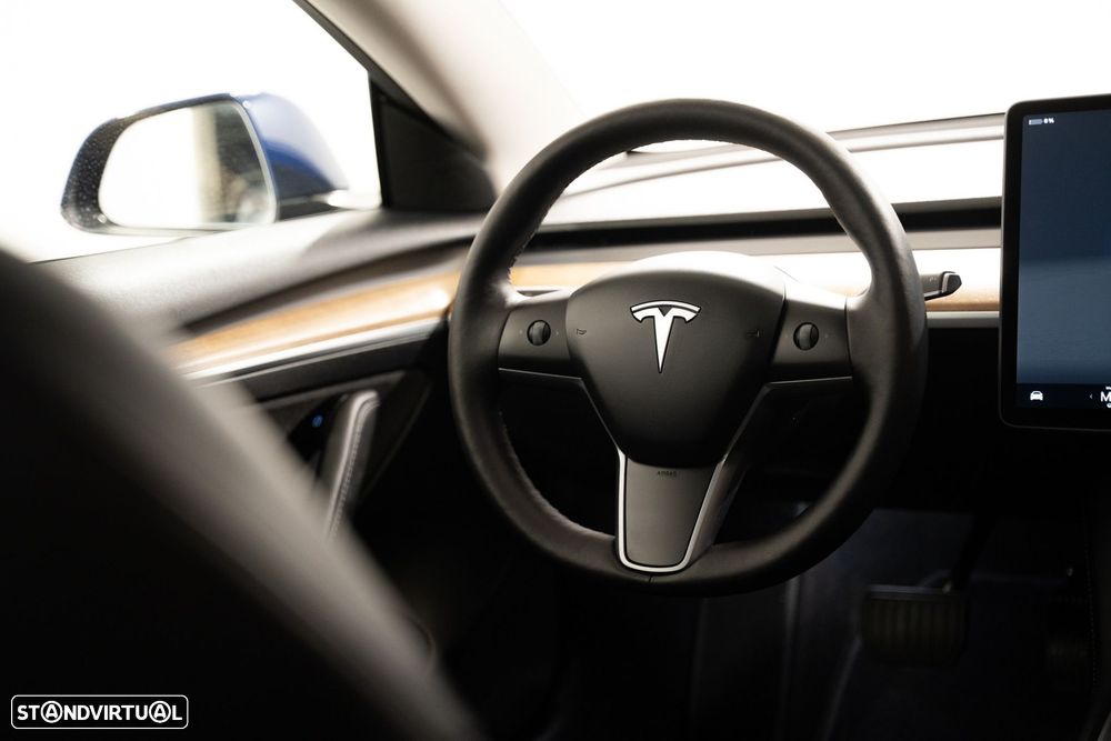 Tesla Model 3 Long-Range Dual Motor AWD - 11