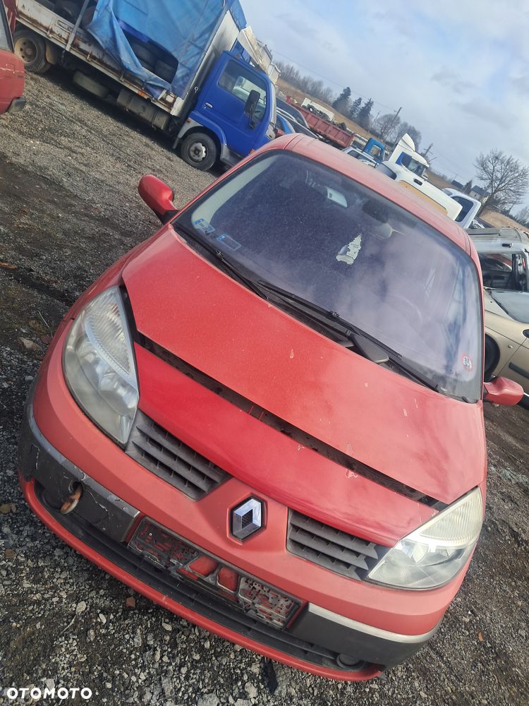 DAWCA CZĘŚCI RENAULT GRAND SCENIC II 2004 1.5 DCI KL. DV727 - 1