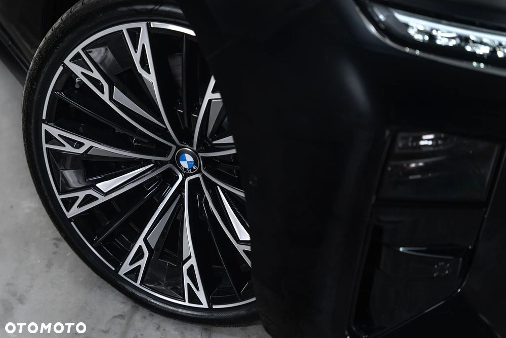 BMW Seria 7 - 15