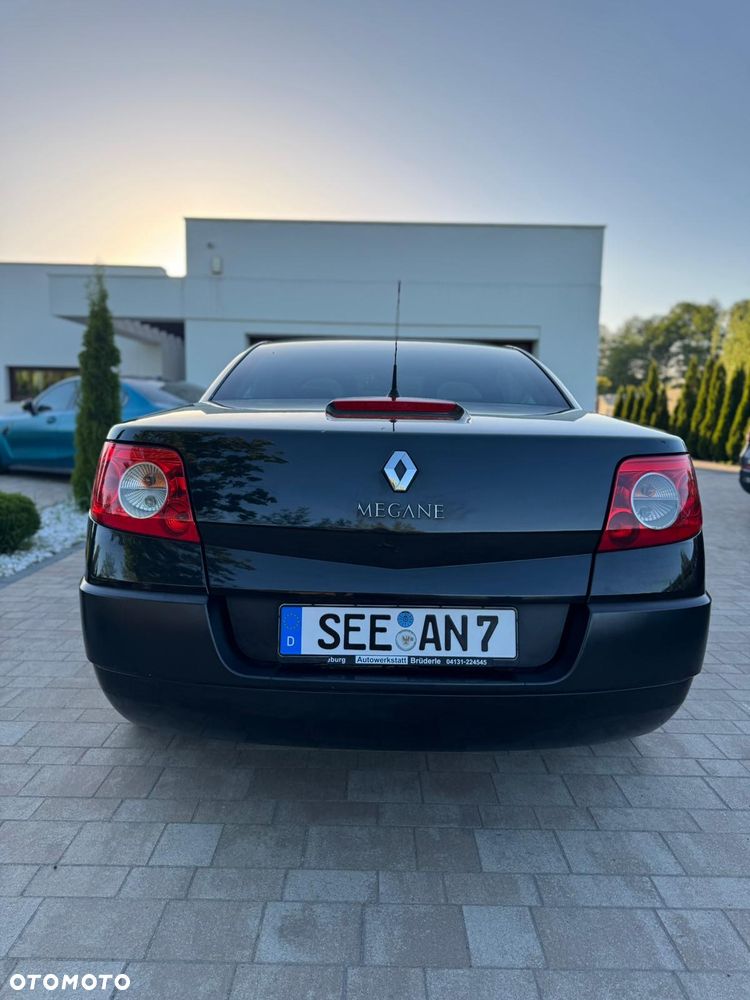 Renault Megane 1.6 Dynamique - 27