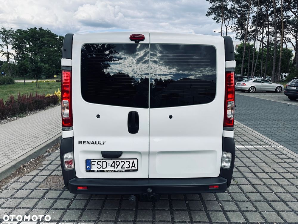 Renault Vivaro - 4