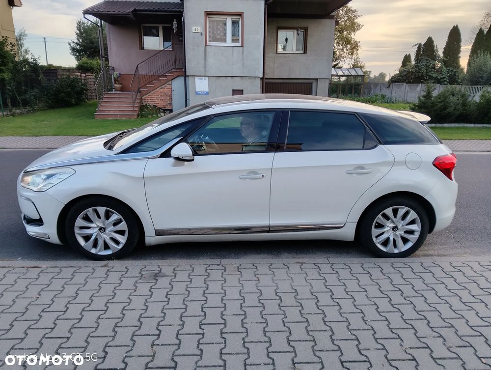 Citroën DS5 2.0 HDi Hybrid4 SoChic MCP - 8