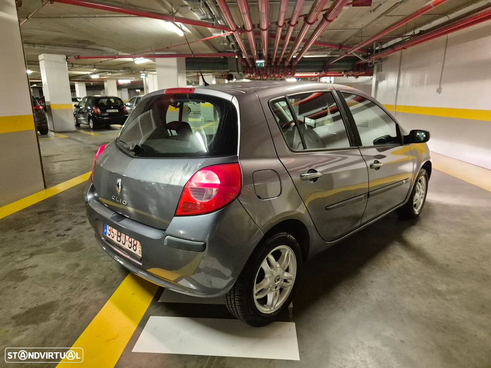 Renault Clio 1.2 16V Dynamique - 7