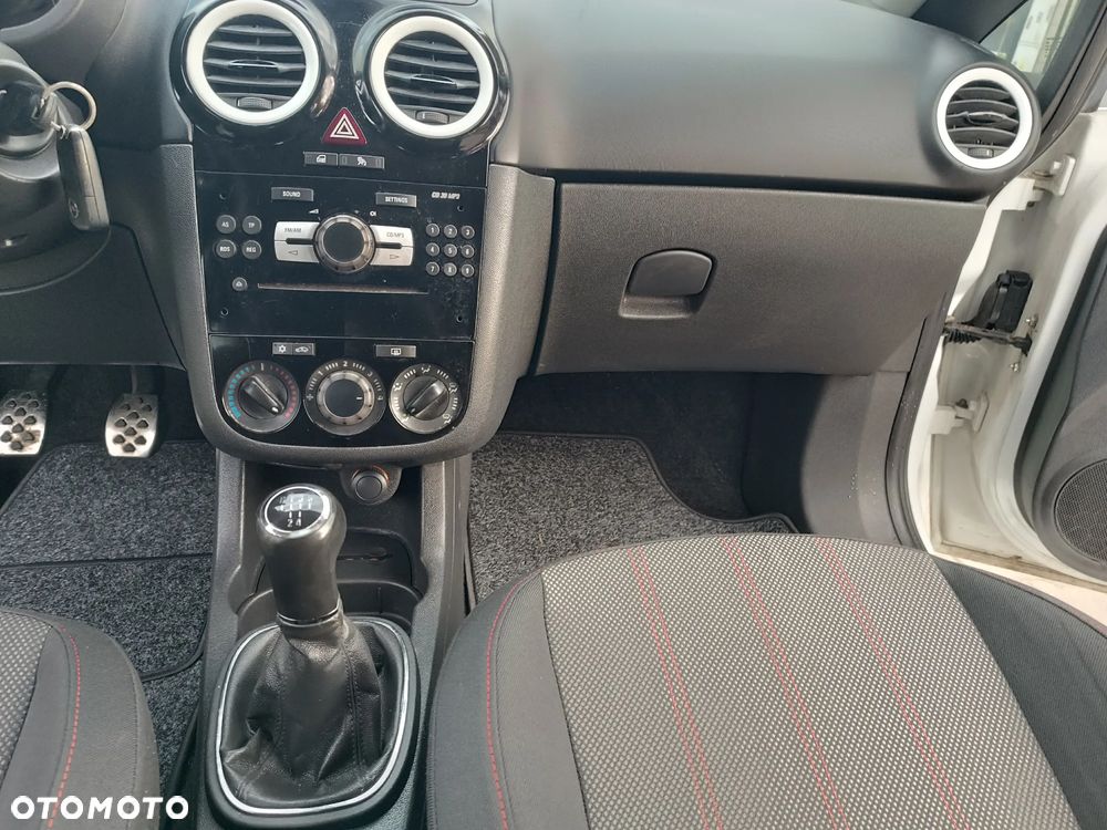 Opel Corsa 1.4 16V Color Elegance - 16