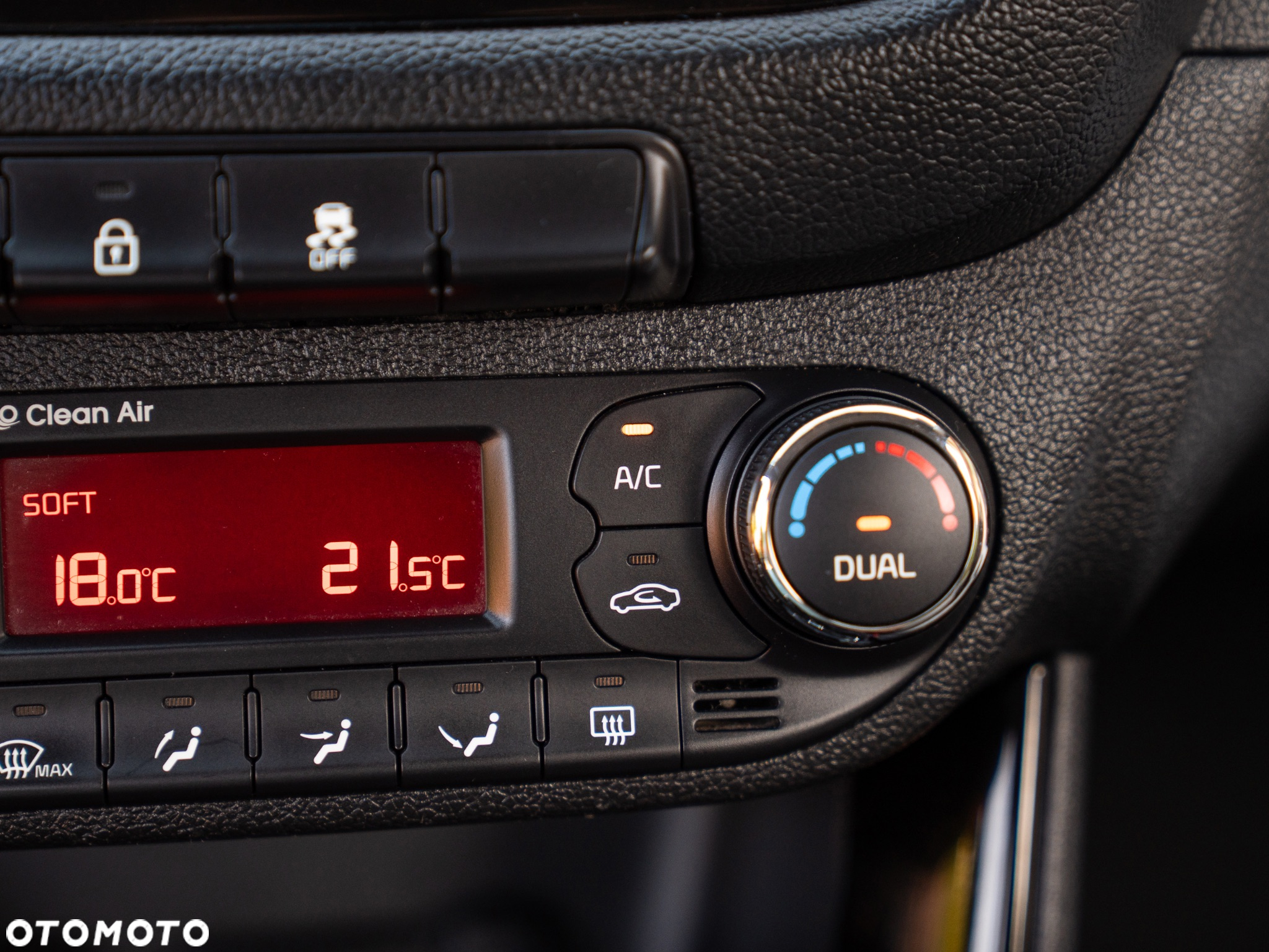 Kia Ceed Cee'd 1.6 CRDi XL - 37