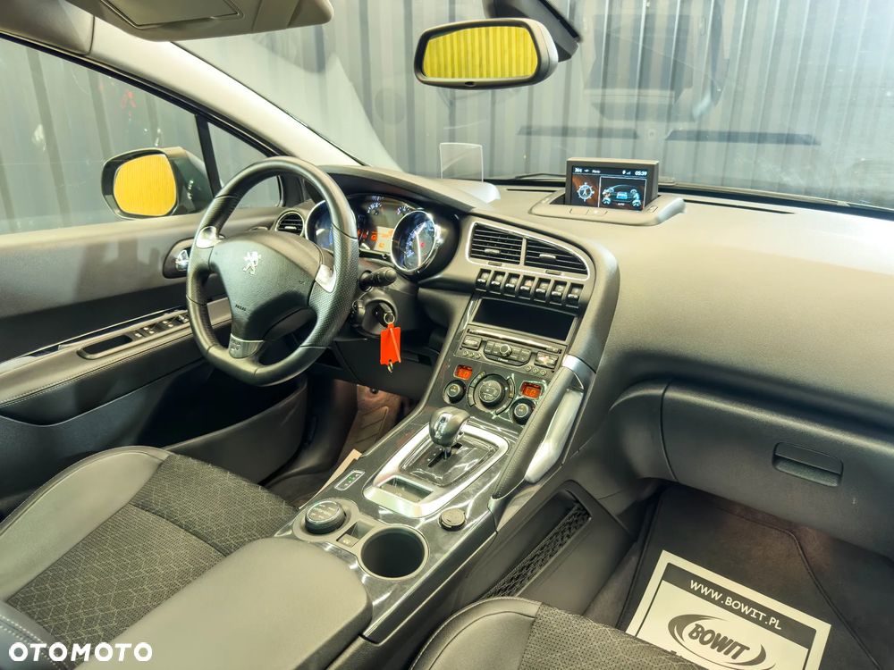 Peugeot 3008 Hybrid4 - 2