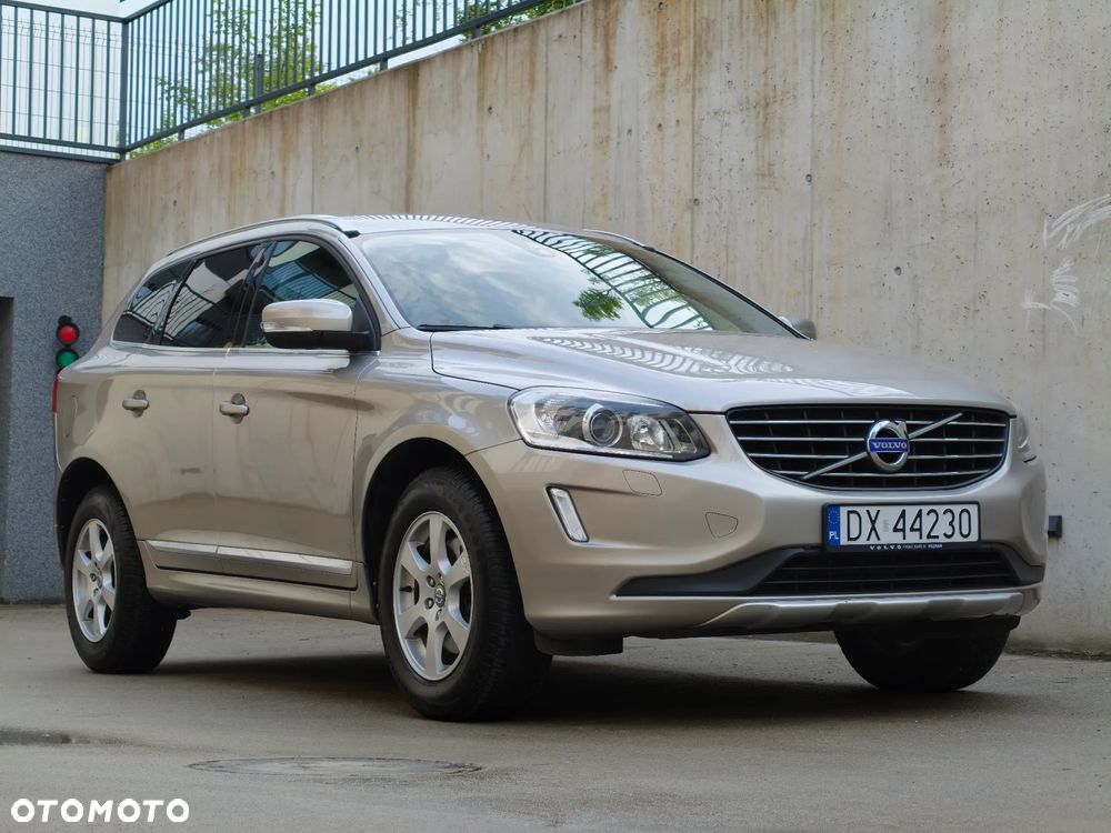 Volvo XC 60 D4 Drive-E Momentum - 27