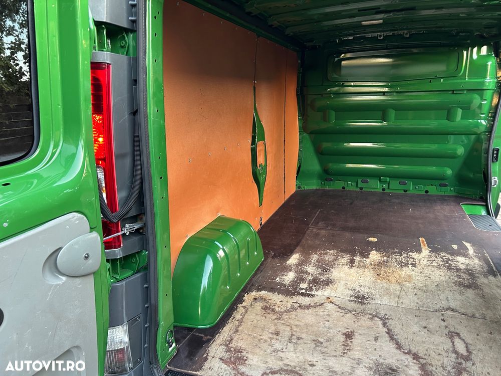 Renault Trafic - 24