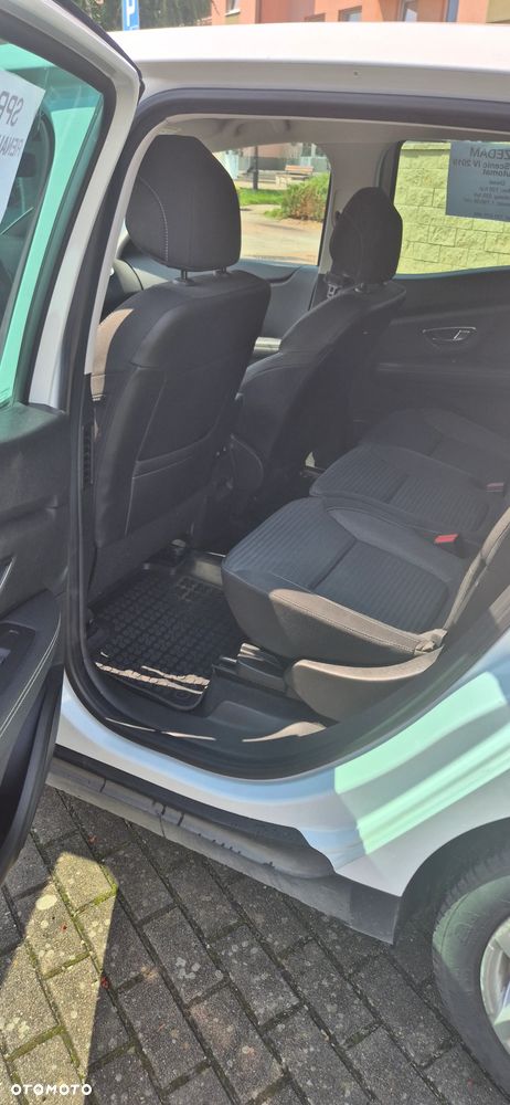 Renault Scenic - 14