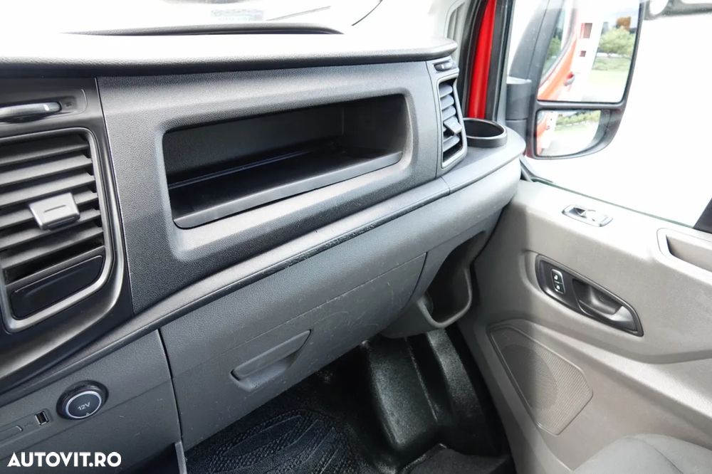 Ford TRANSIT 350 / PLATFORMĂ / MANUALĂ / 3 LOCURI / MASĂ NETĂ 3500 KG / - 33