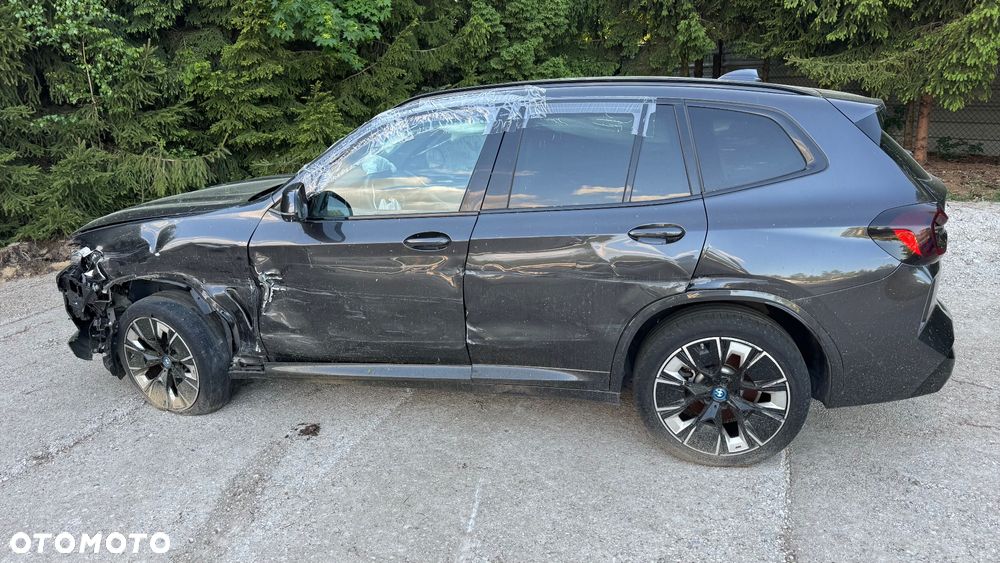BMW iX3 80kWh Impressive - 21