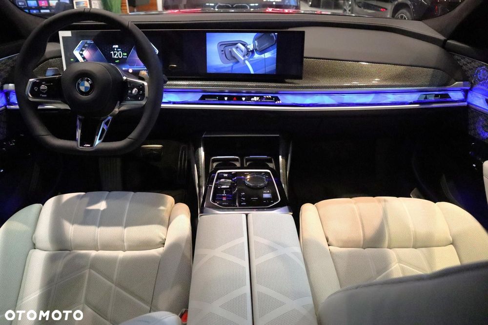 BMW Seria 7 - 15