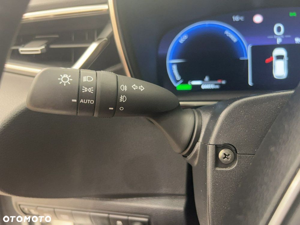 Toyota Corolla - 25
