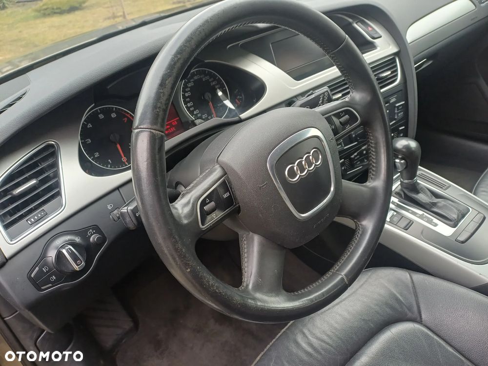 Audi A4 Avant 1.8 TFSI Ambiente - 26