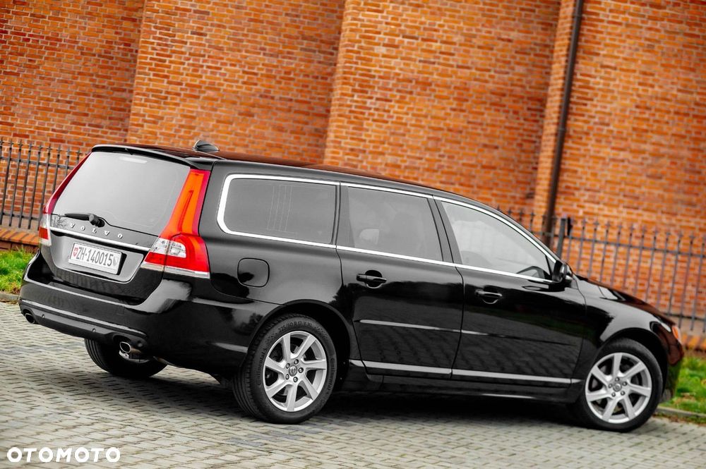 Volvo V70 T6 AWD Geartronic Momentum - 10