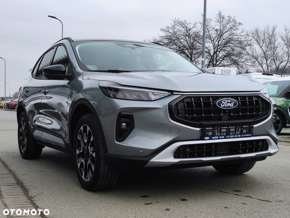 Ford Kuga - 8