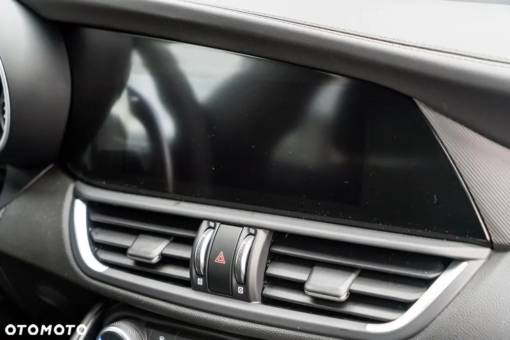 Alfa Romeo Giulia 2.0 Turbo Veloce Q4 - 35