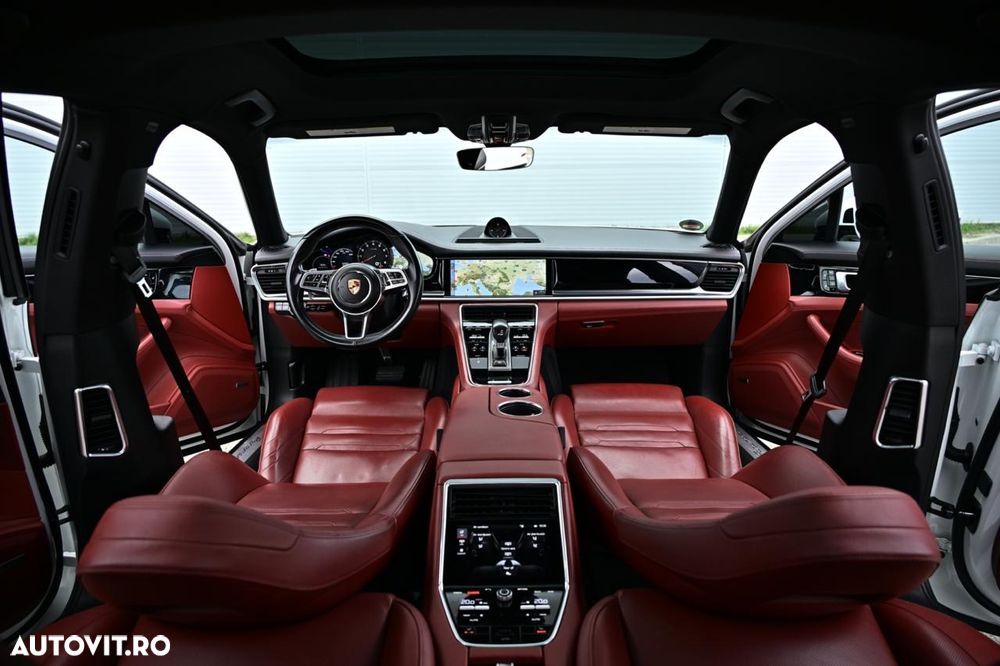 Porsche Panamera - 13