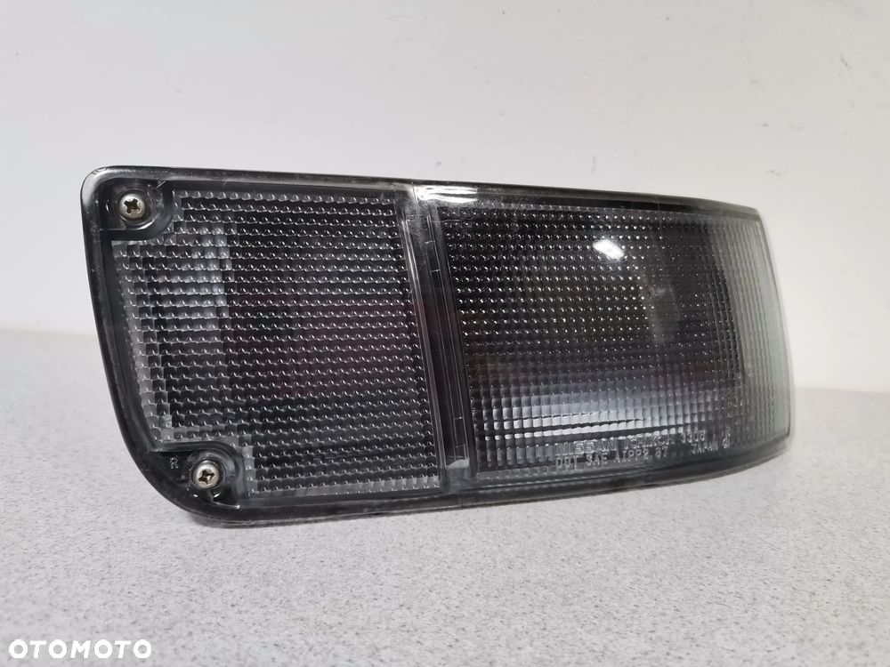 Kierunkowskaz Pozycja Zaślepka PRAWY NISSAN 300ZX ZX 90-95 Dymiony Oryginał - 2