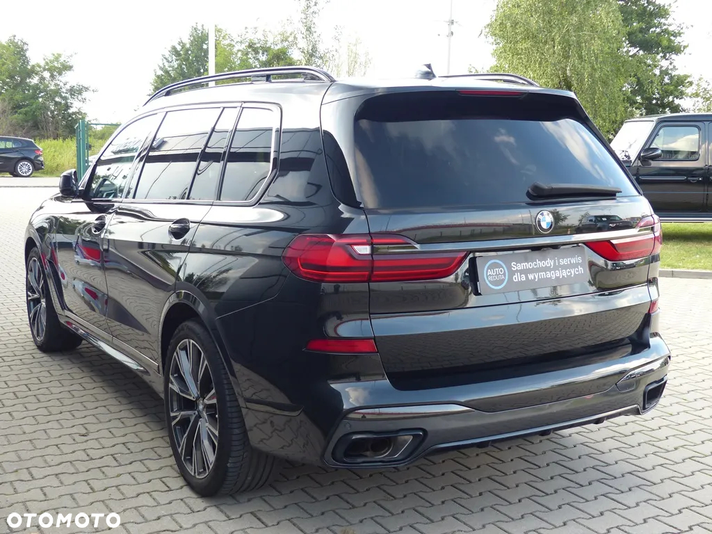BMW X7 M50i sport - 8