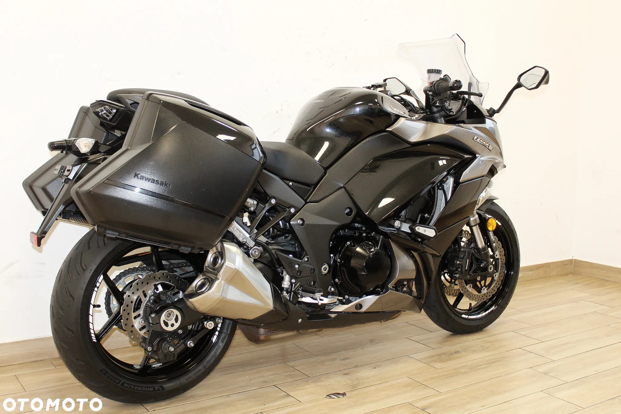 Kawasaki Ninja 1000 SX - 9