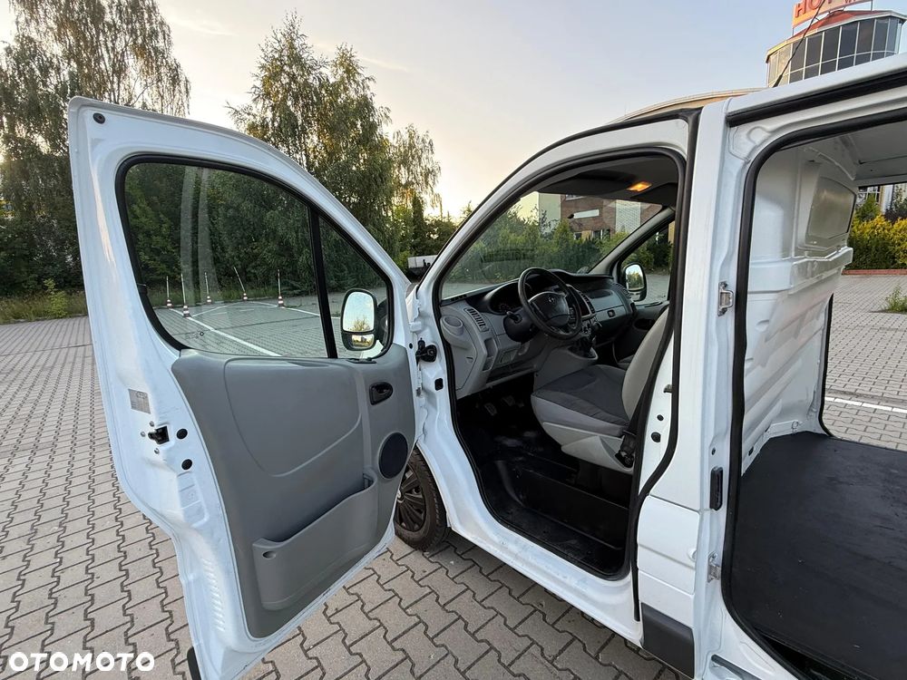 Opel VIVARO - 18