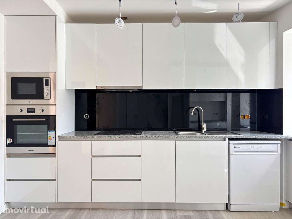 Moradia M3 com garagem em Santa Clara, Coimbra - Grande imagem: 2/15