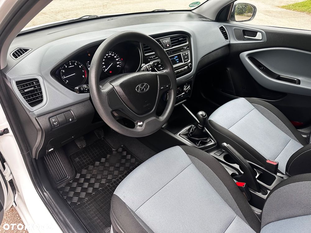 Hyundai i20 1.25 Comfort - 19