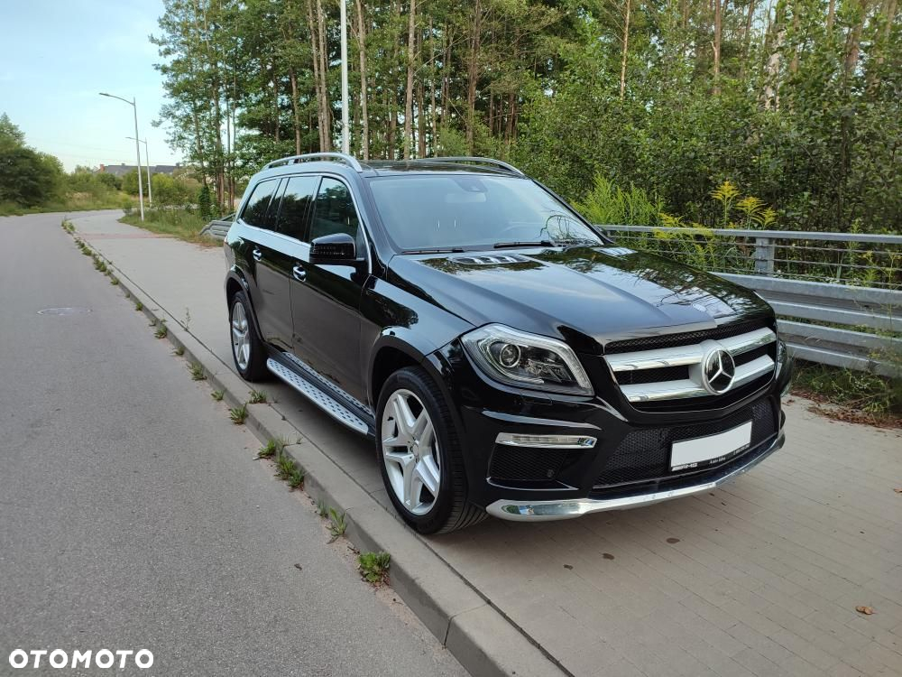Mercedes-Benz GL 500 4-Matic - 11