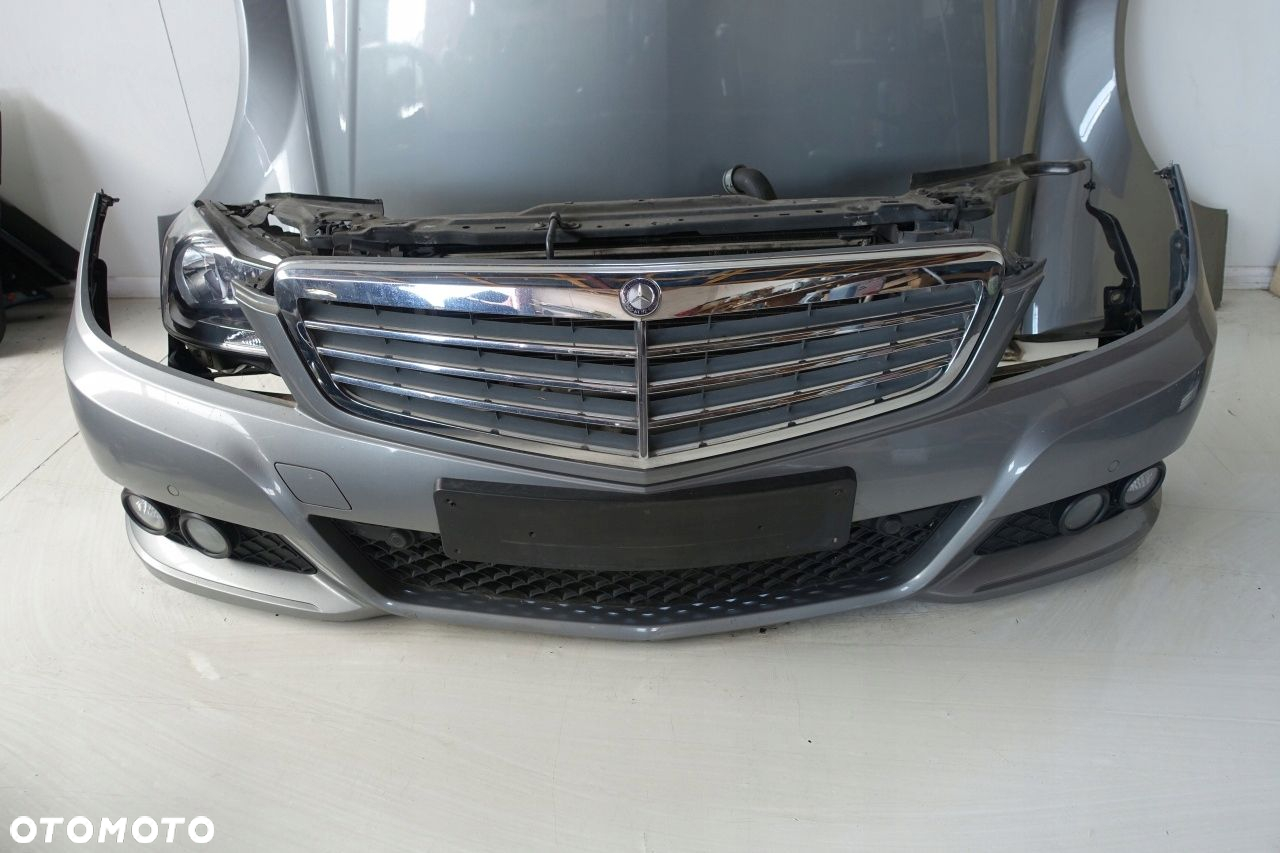 Mercedes w204 przód maska zderzak pas 2.2 792 LIFT - 2