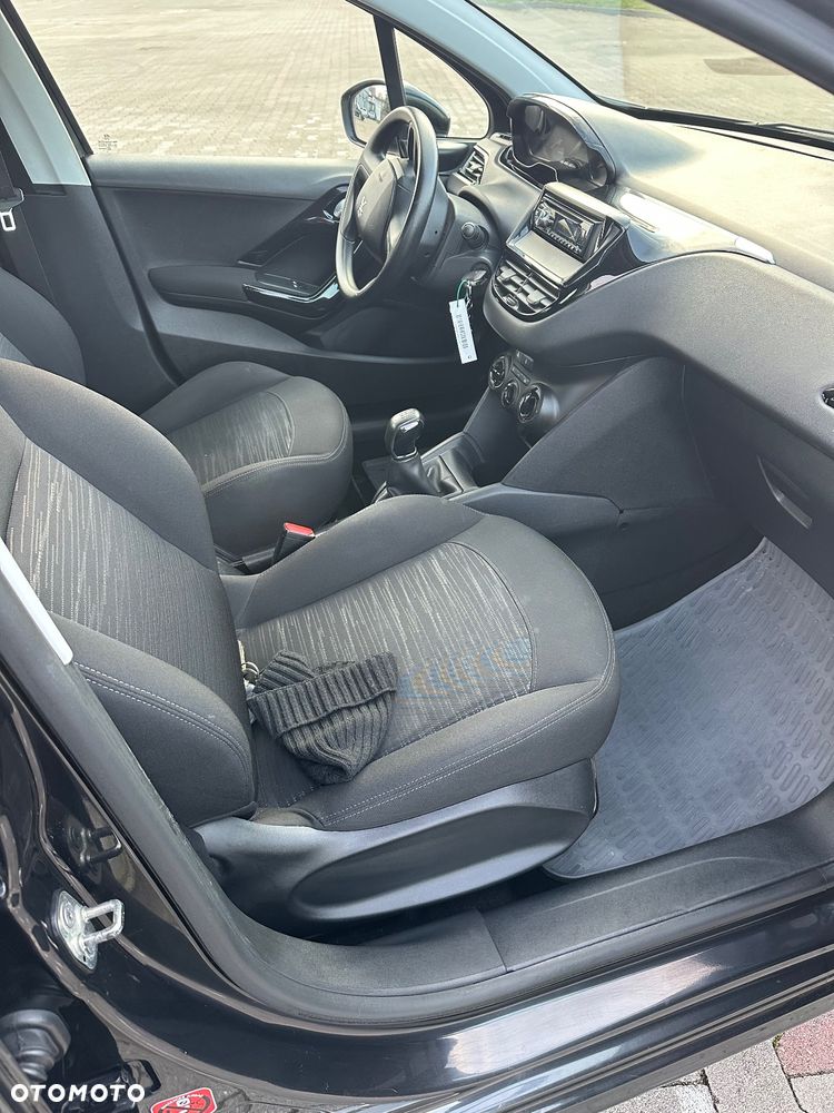 Peugeot 208 1.4 VTi Allure - 9