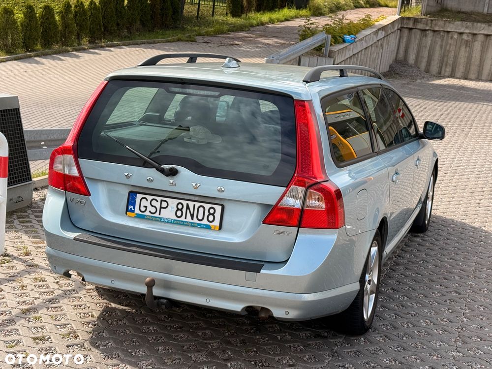 Volvo V70 2.5T Summum - 4