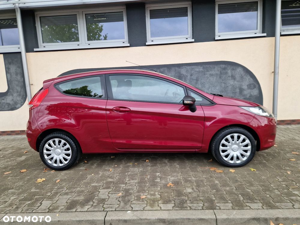 Ford Fiesta 2009 photo 3