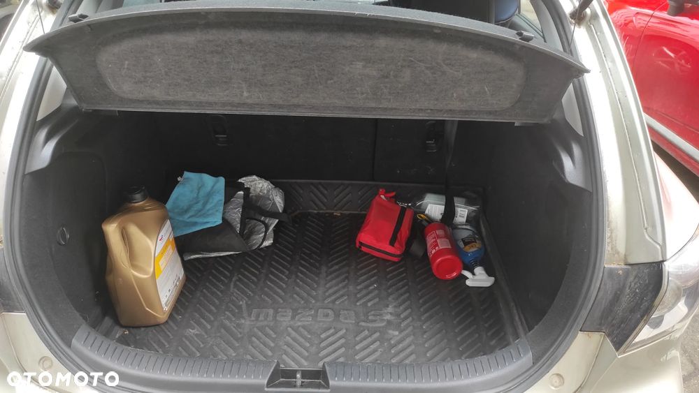Mazda 3 1.6 Active - 9
