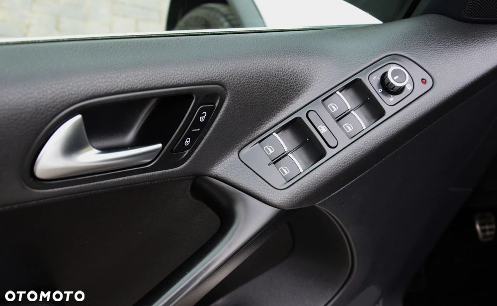 Volkswagen Tiguan - 18